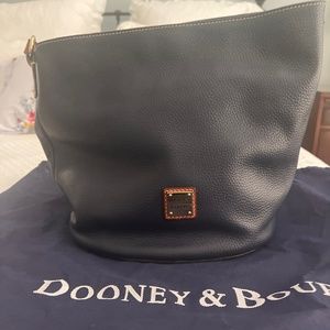 Hand bag